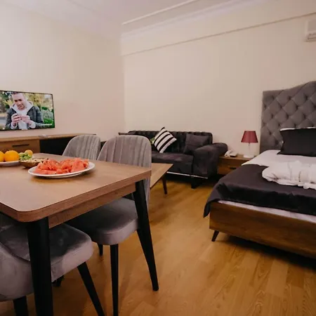 Cihangir By Aydin Hotel 4*