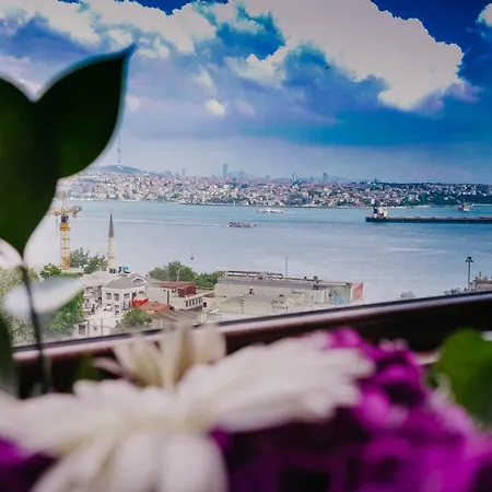 Cıhangır By Aydin Suıte 4* İstanbul