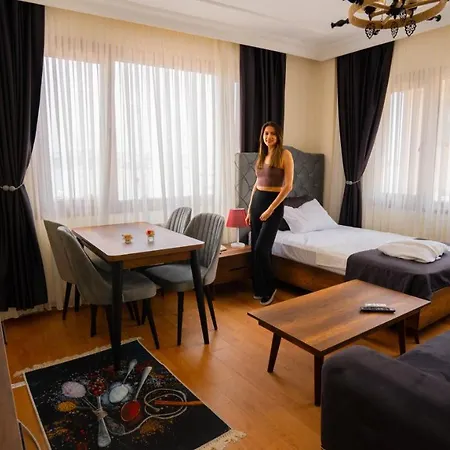 Cıhangır By Aydin Suıte 4* İstanbul